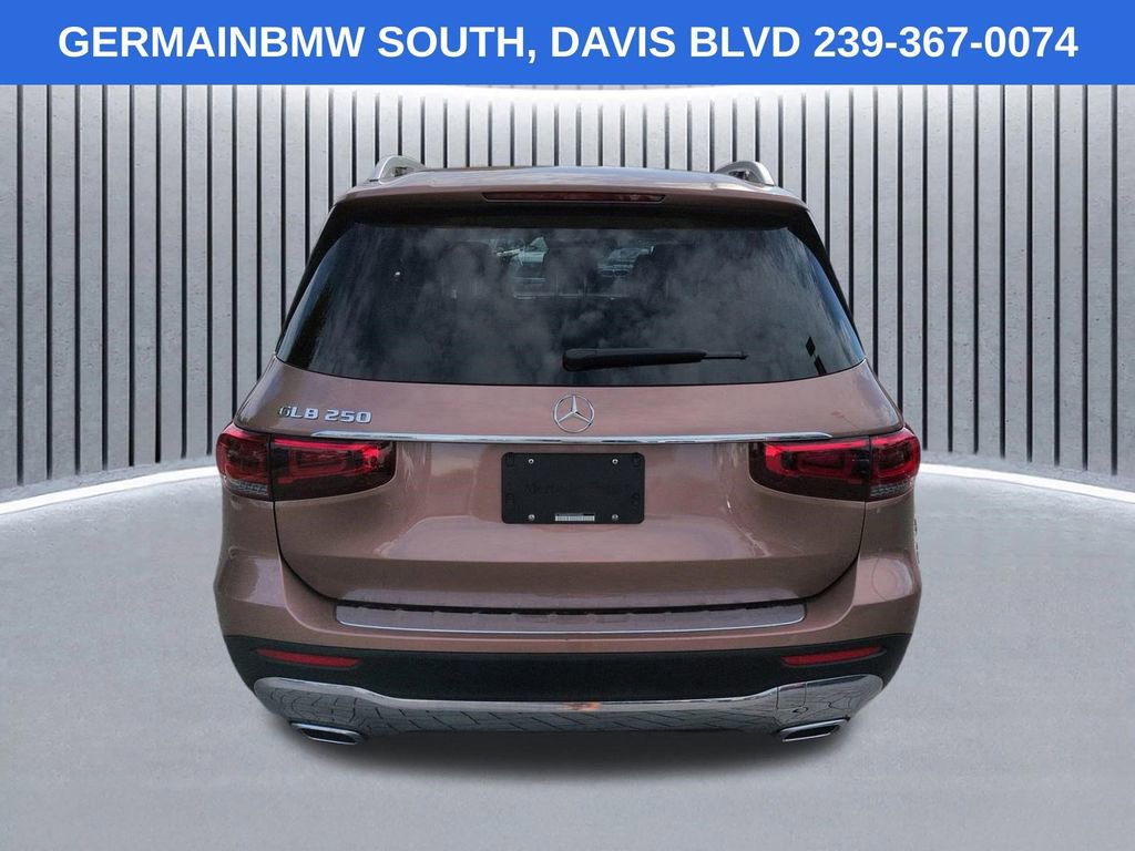 Used 2023 Mercedes-Benz GLB 250 image 6