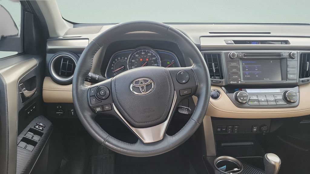 Used 2015 Toyota RAV4 Limited w/ Technology Package FWD image 12