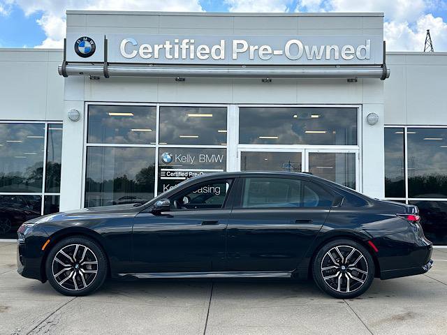 Certified 2023 BMW 760i xDrive AWD/4WD image 5