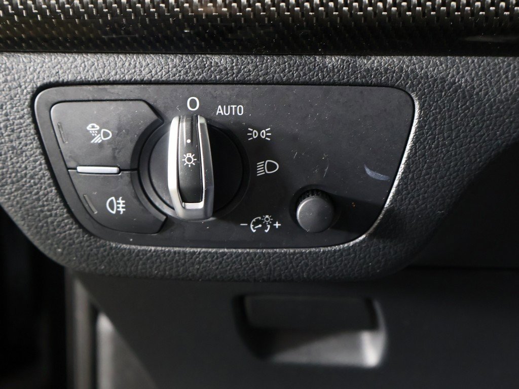 Used 2023 Audi SQ5 Premium Plus w/ Premium Plus Package image 39