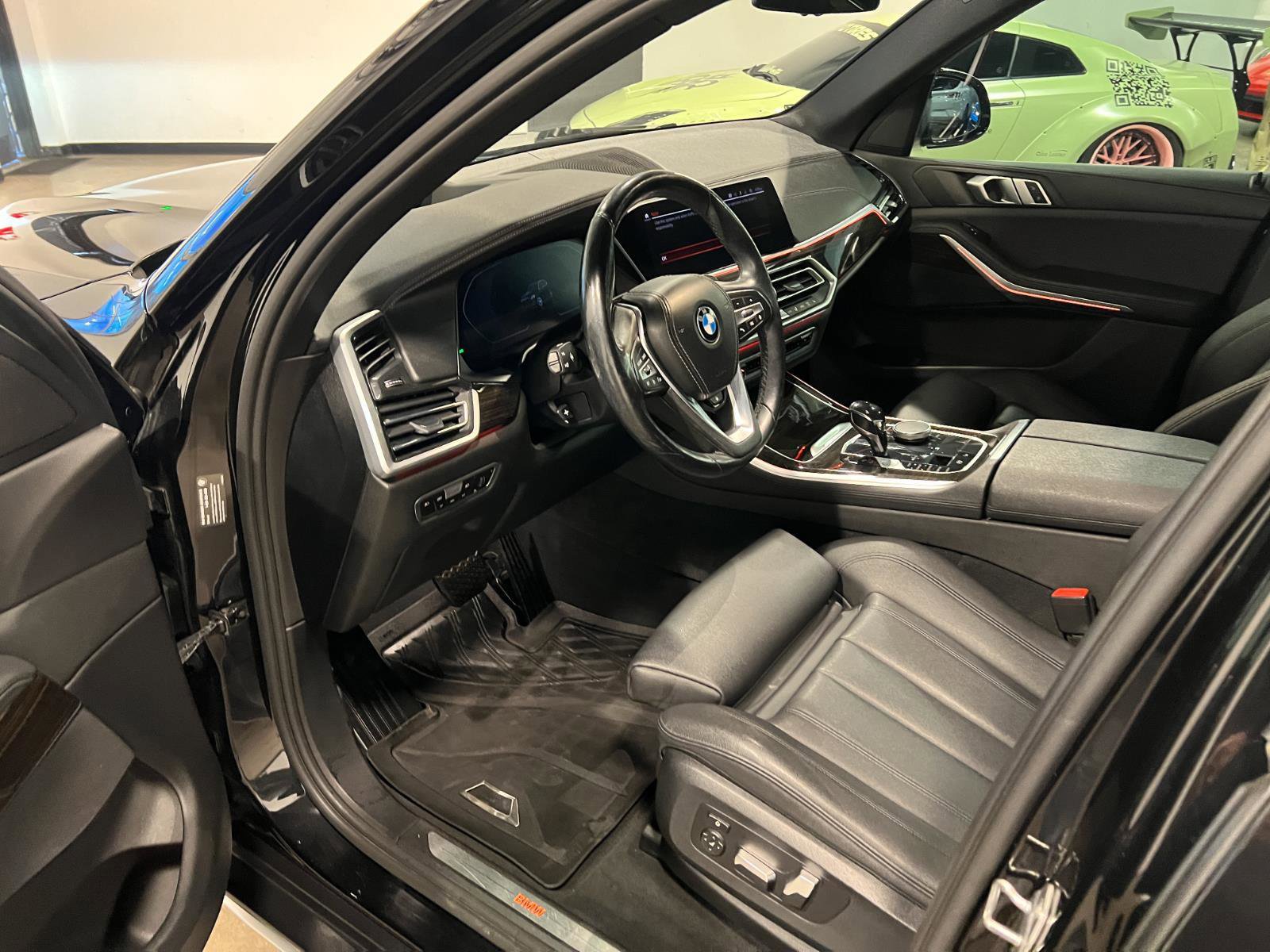 Used 2020 BMW X5 xDrive40i w/ Premium Package image 10