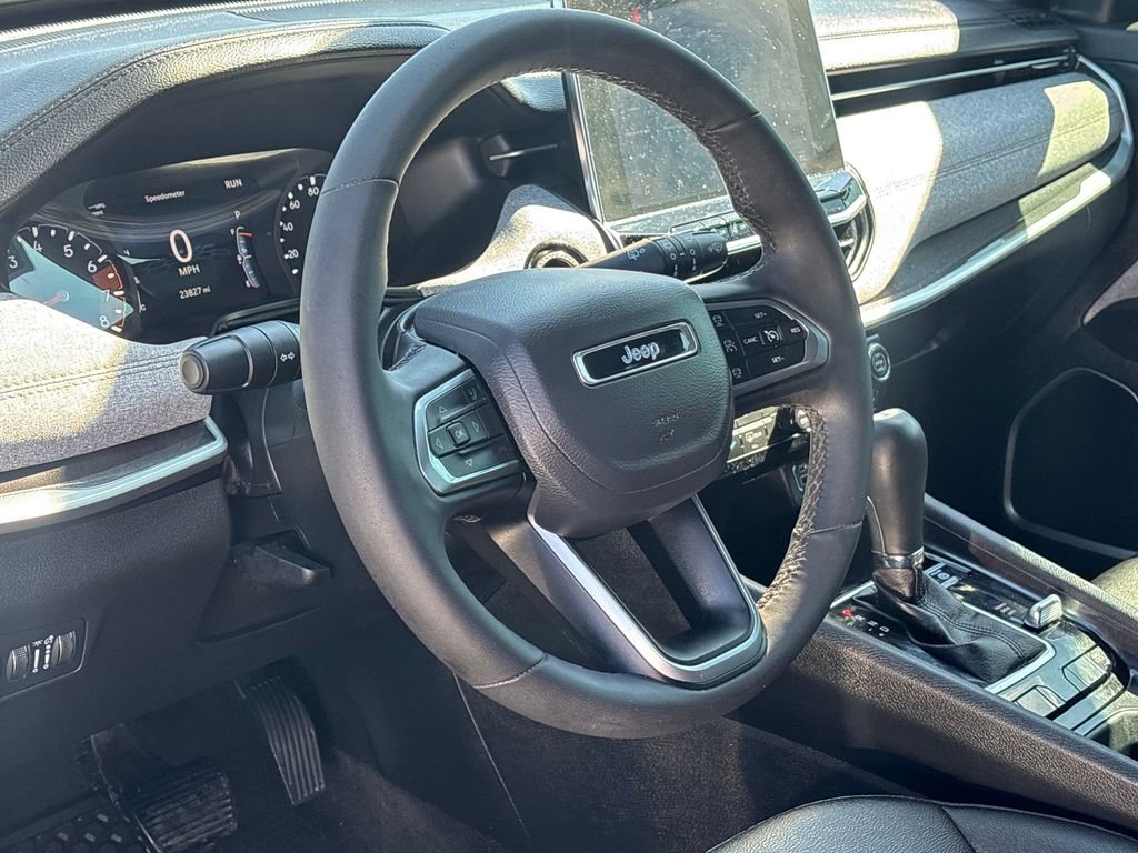 Used 2024 Jeep Compass Latitude image 7