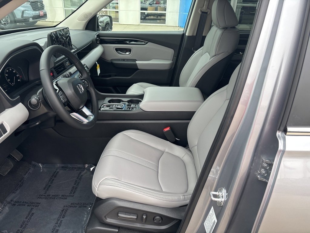 New 2025 Honda Pilot EX-L image 23