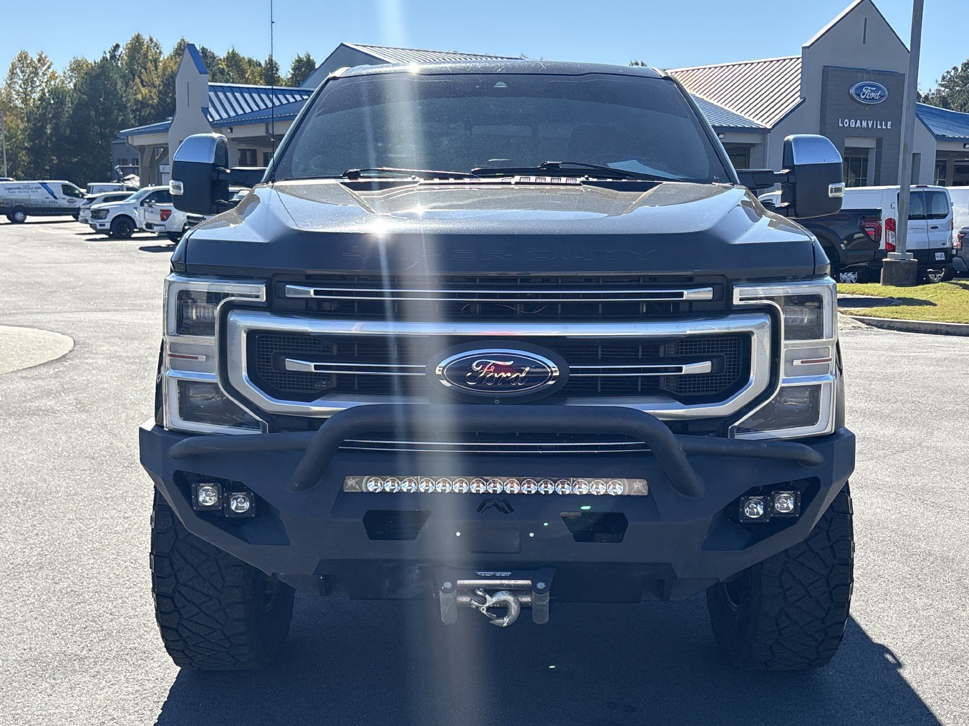 Used 2021 Ford F250 Platinum w/ FX4 Off-Road Package AWD/4WD image 25