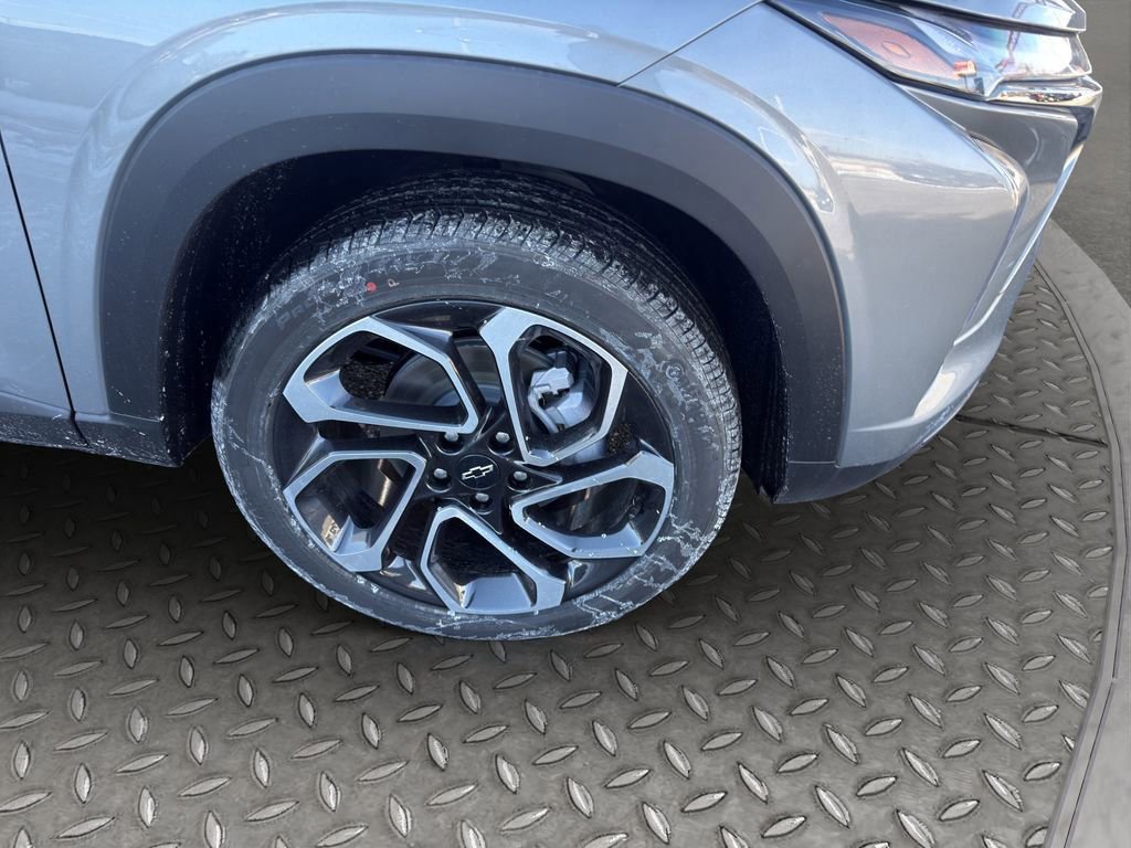 New 2026 Chevrolet Trax RS w/ Sunroof Package image 19