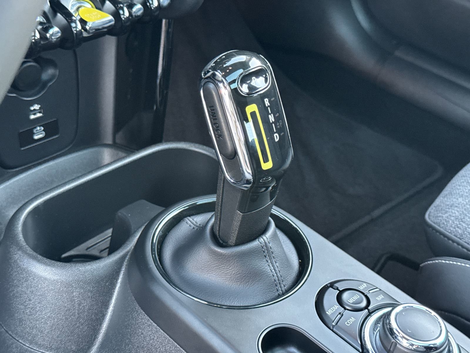 Used 2023 MINI Cooper SE image 15