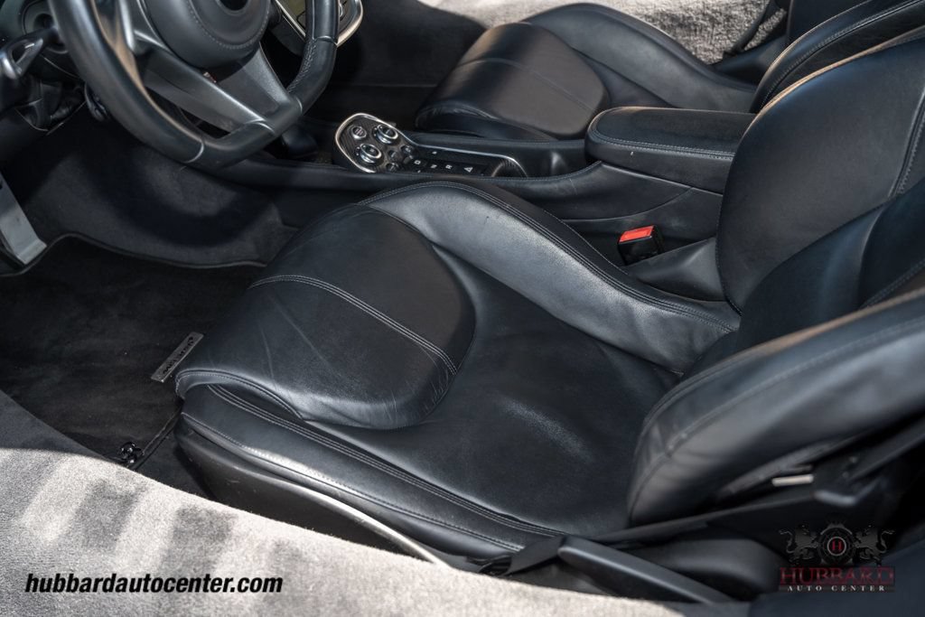 Used 2017 McLaren 570S Coupe RWD image 18
