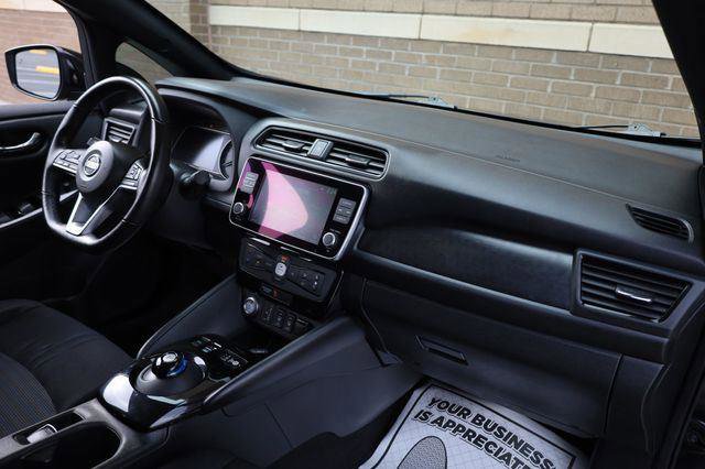 Used 2021 Nissan Leaf SV w/ SV Technology Package FWD image 27