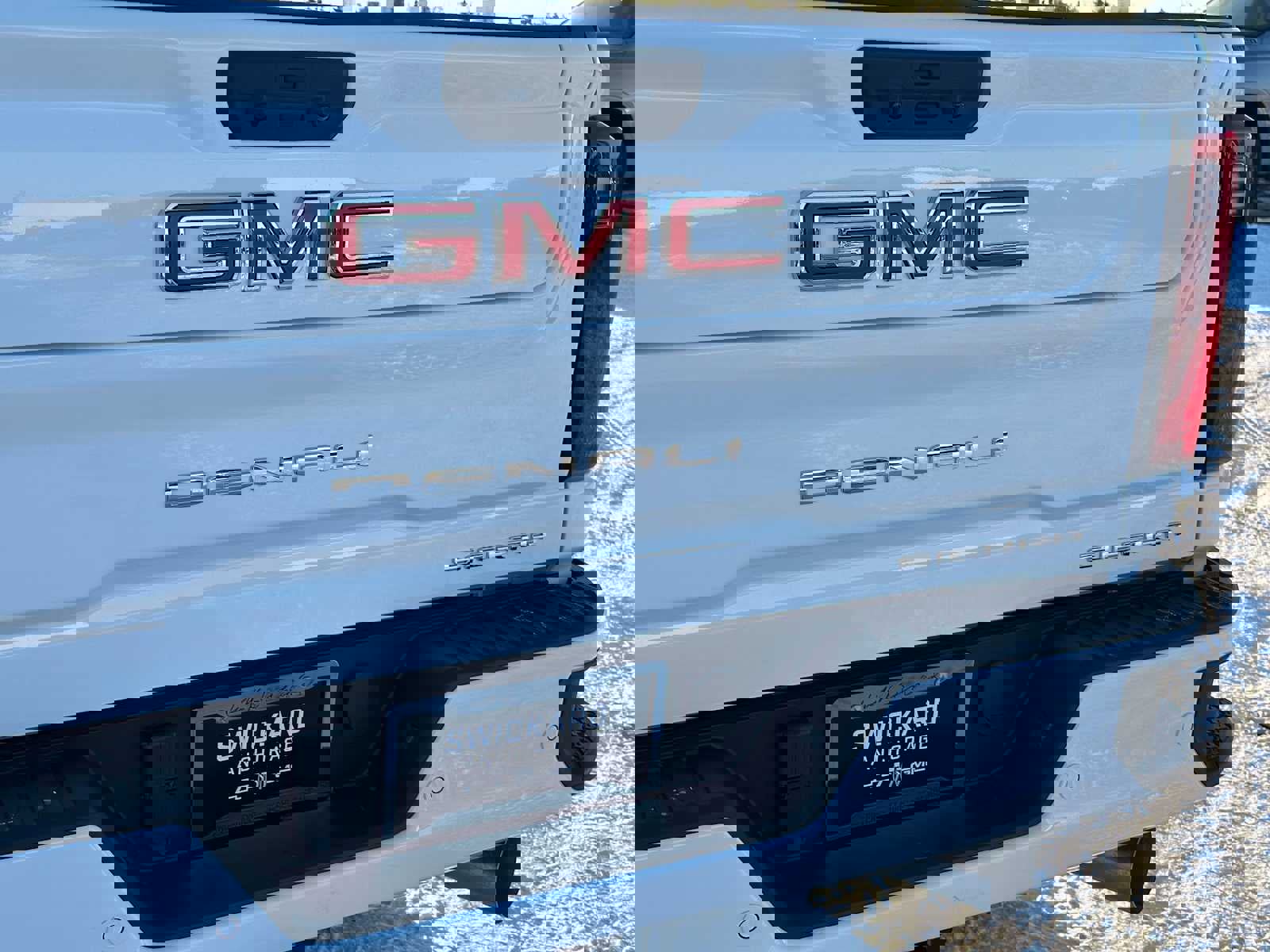 New 2026 GMC Sierra 2500 Denali image 13