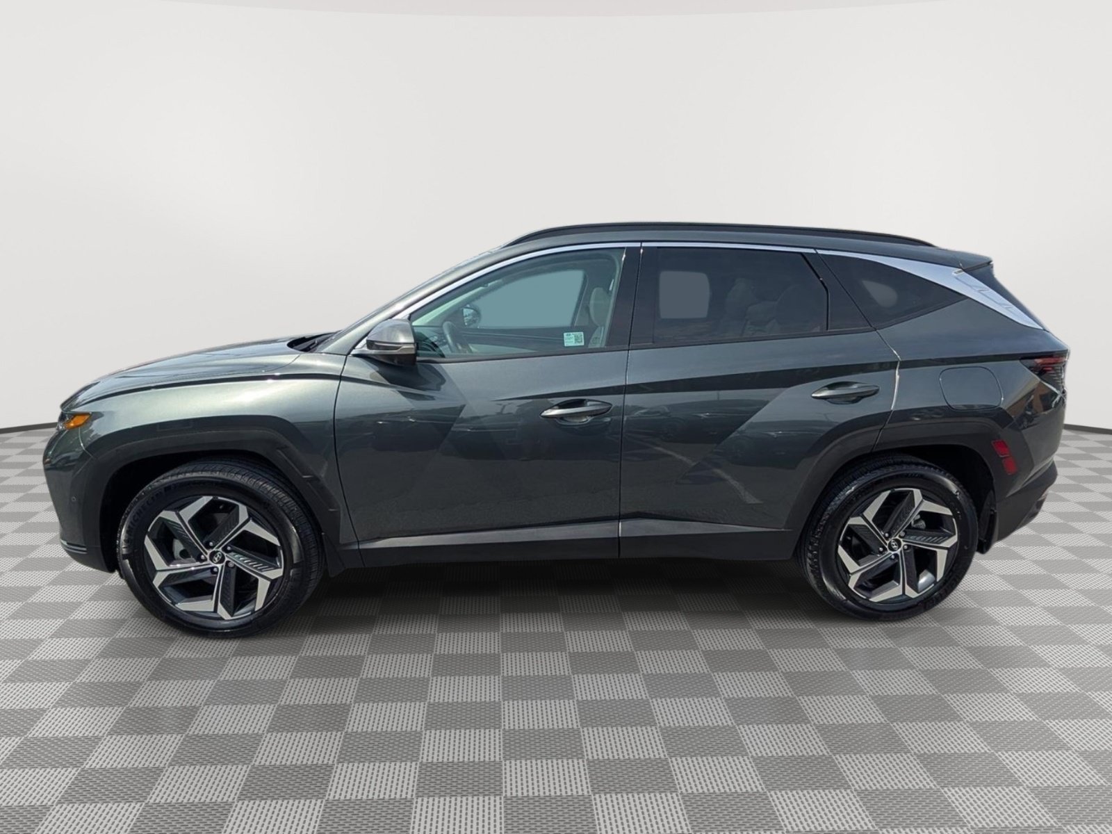 Used 2024 Hyundai Tucson Limited AWD/4WD image 2