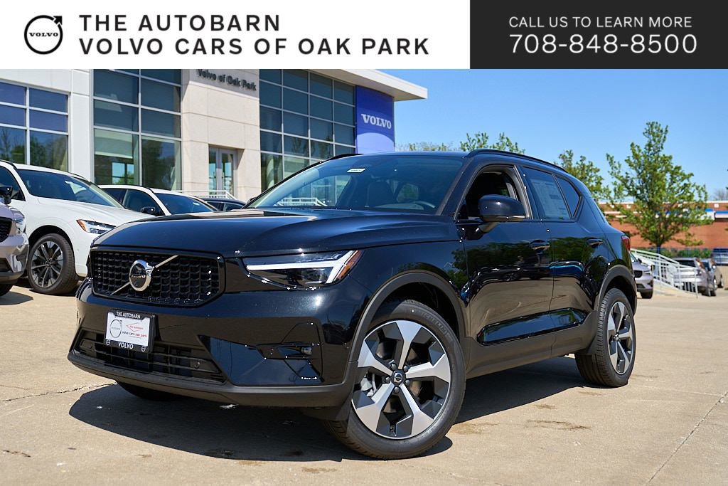 New 2026 Volvo XC40 B5 Plus AWD/4WD image 1