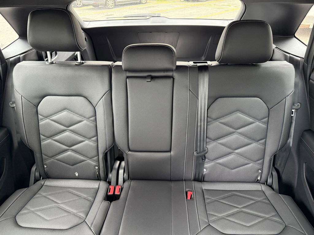 New 2025 Volkswagen Atlas Cross Sport SE image 20