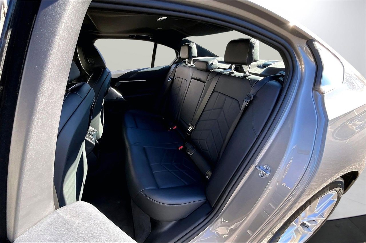 Used 2024 BMW 530i w/ Premium Package image 23