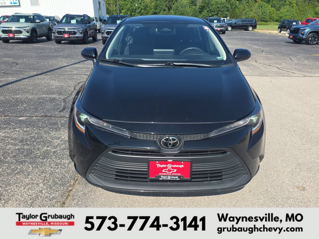 Used 2024 Toyota Corolla LE FWD image 3