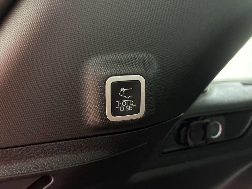 New 2025 Jeep Grand Cherokee Limited image 7