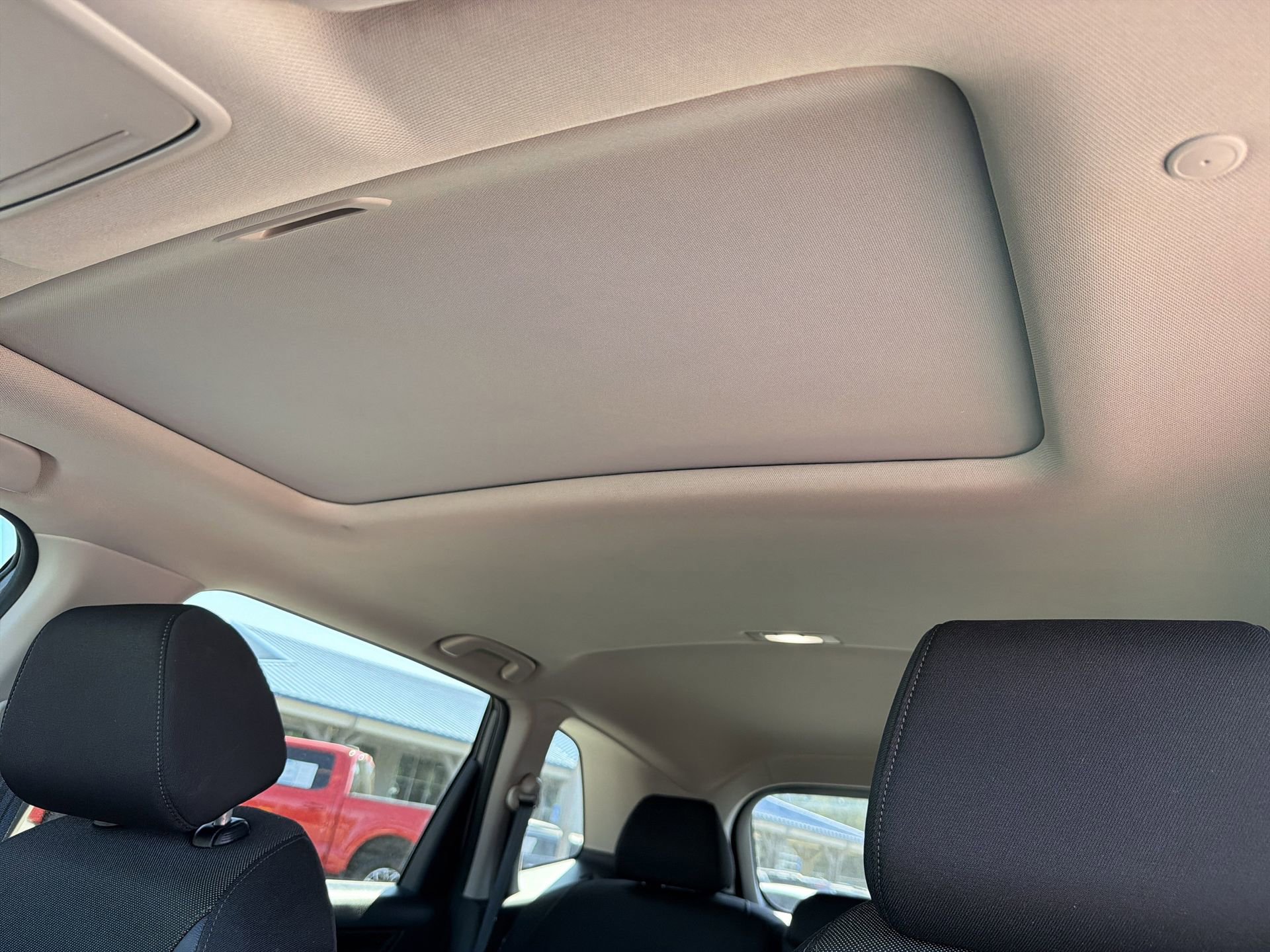 Used 2025 Honda CR-V EX image 5