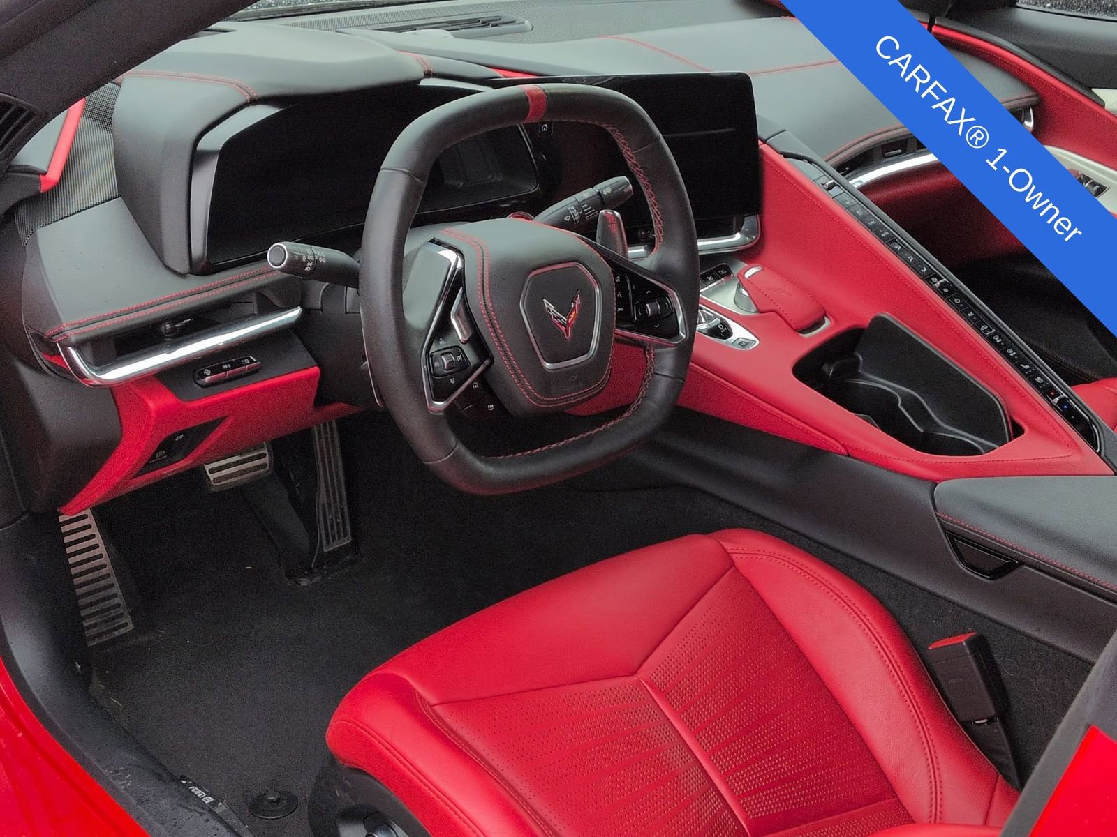 Used 2020 Chevrolet Corvette Stingray Premium Cpe w/ 3LT Preferred Equipment Group image 2