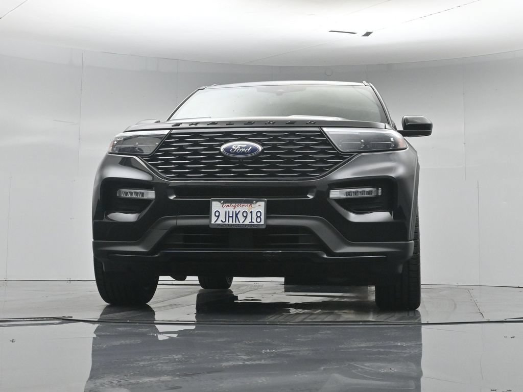 Certified 2023 Ford Explorer ST-Line w/ Class IV Trailer Tow Package RWD image 4