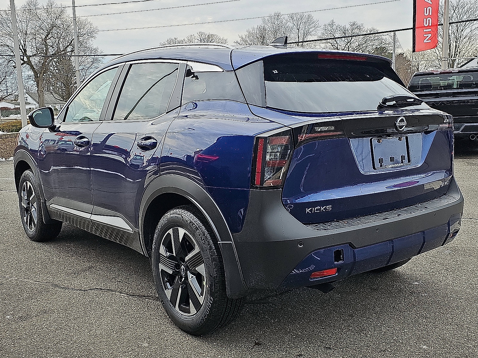 New 2026 Nissan Kicks SV w/ SV Premium Package image 3