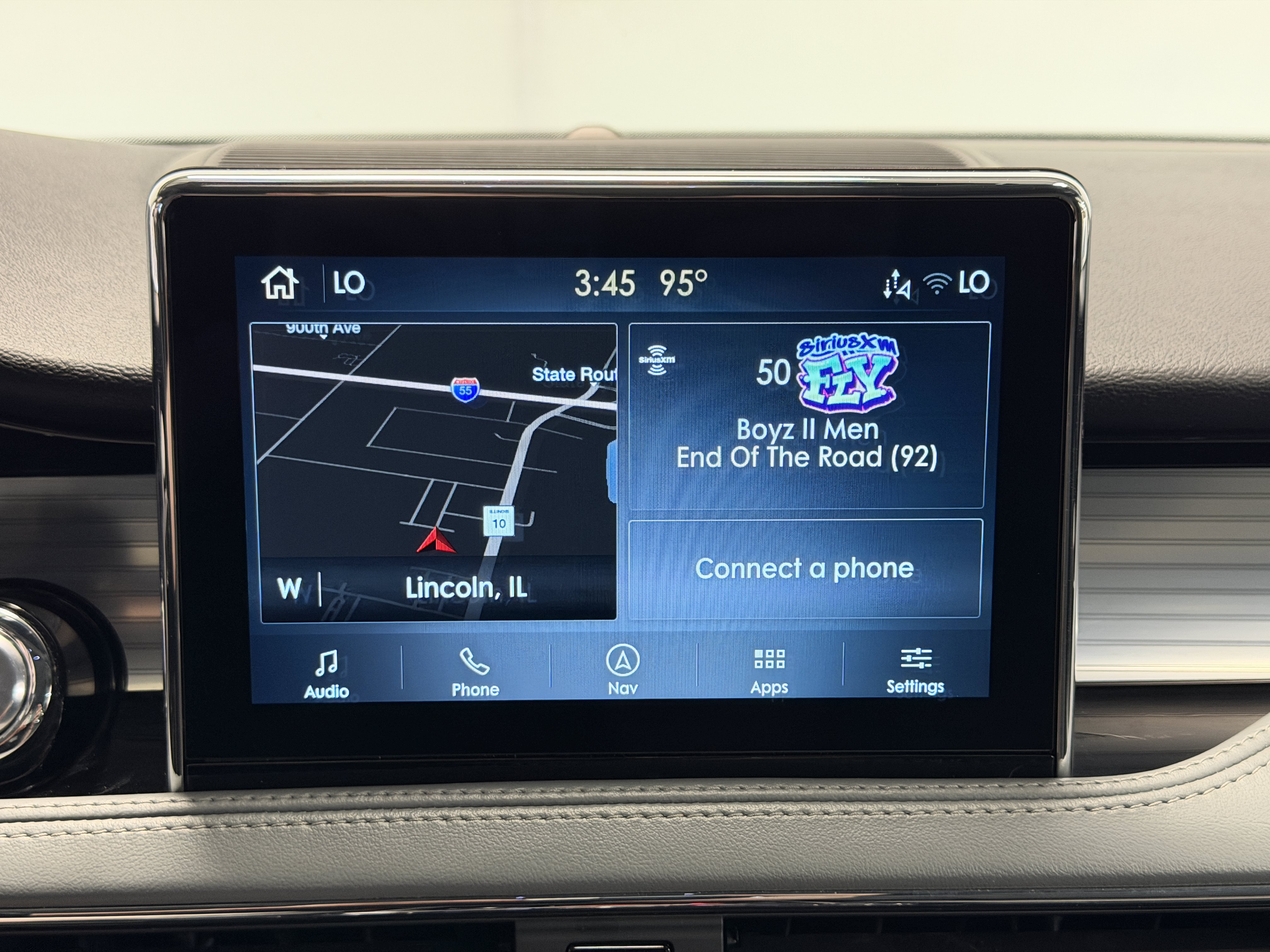 Used 2022 Lincoln Corsair FWD w/ Premium Package image 7