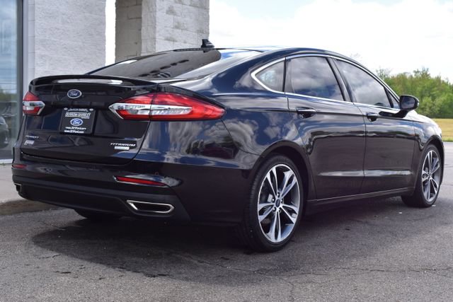 Used 2019 Ford Fusion Titanium FWD image 15