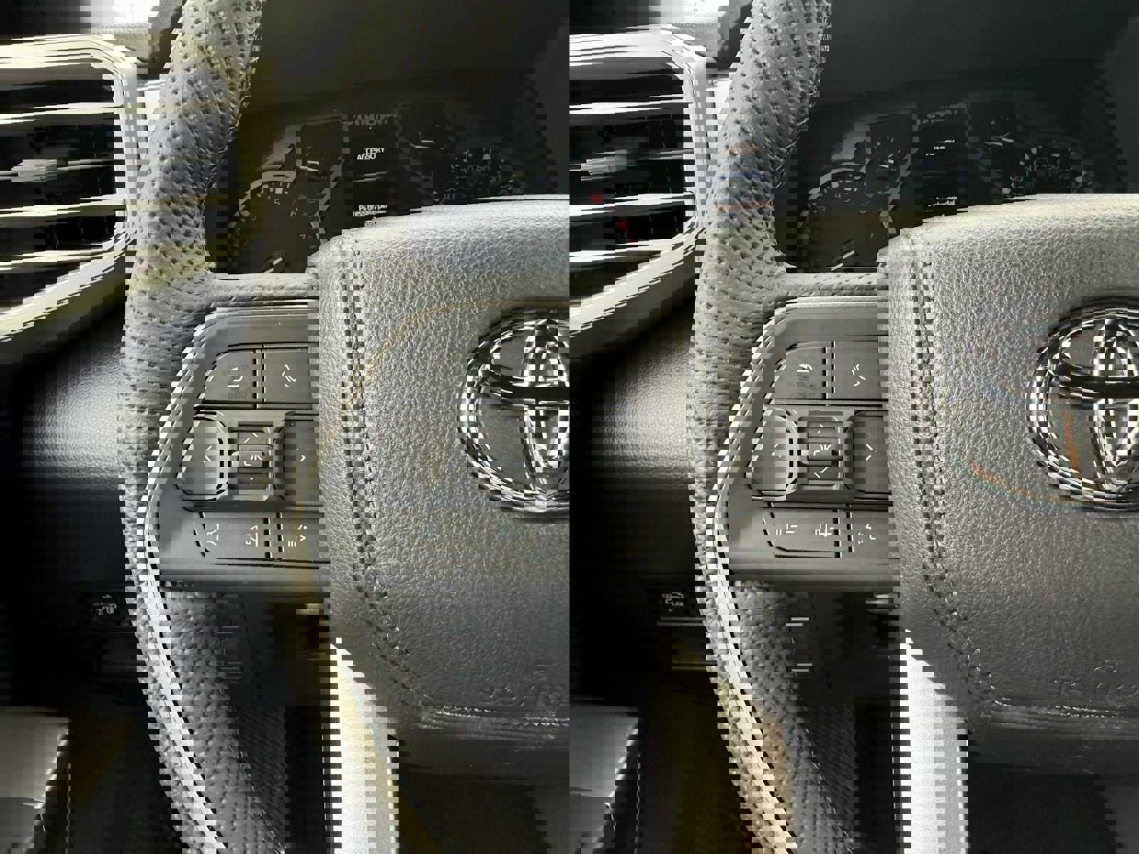 New 2026 Toyota Tundra SR5 image 10