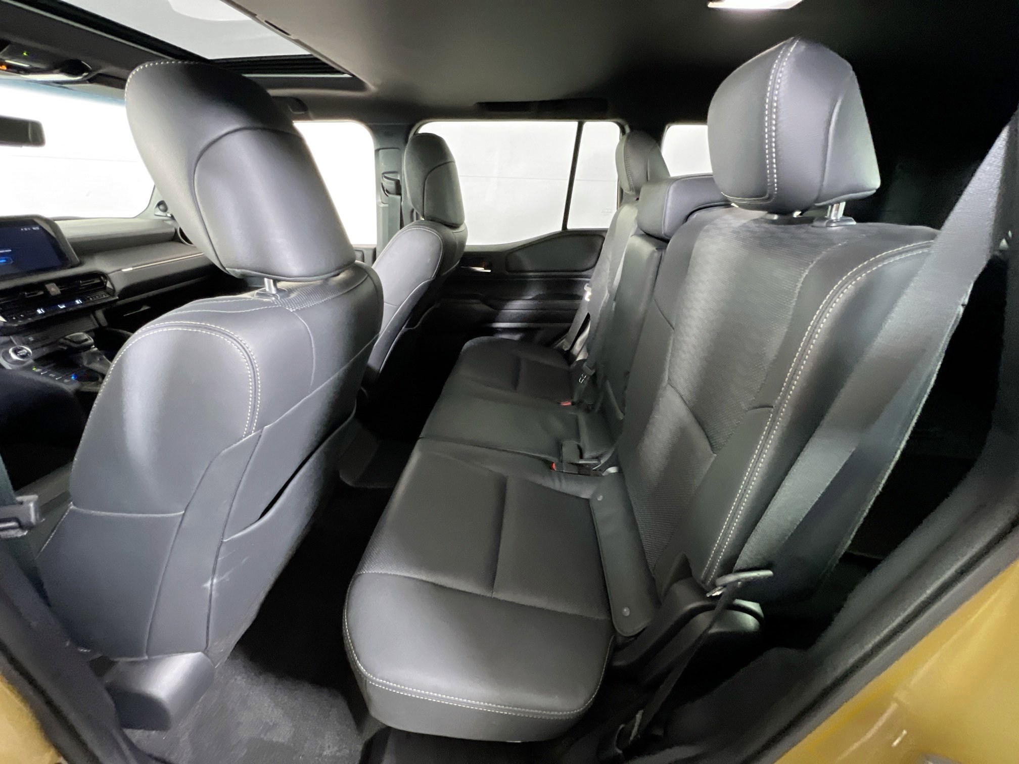 Used 2024 Toyota Land Cruiser image 25