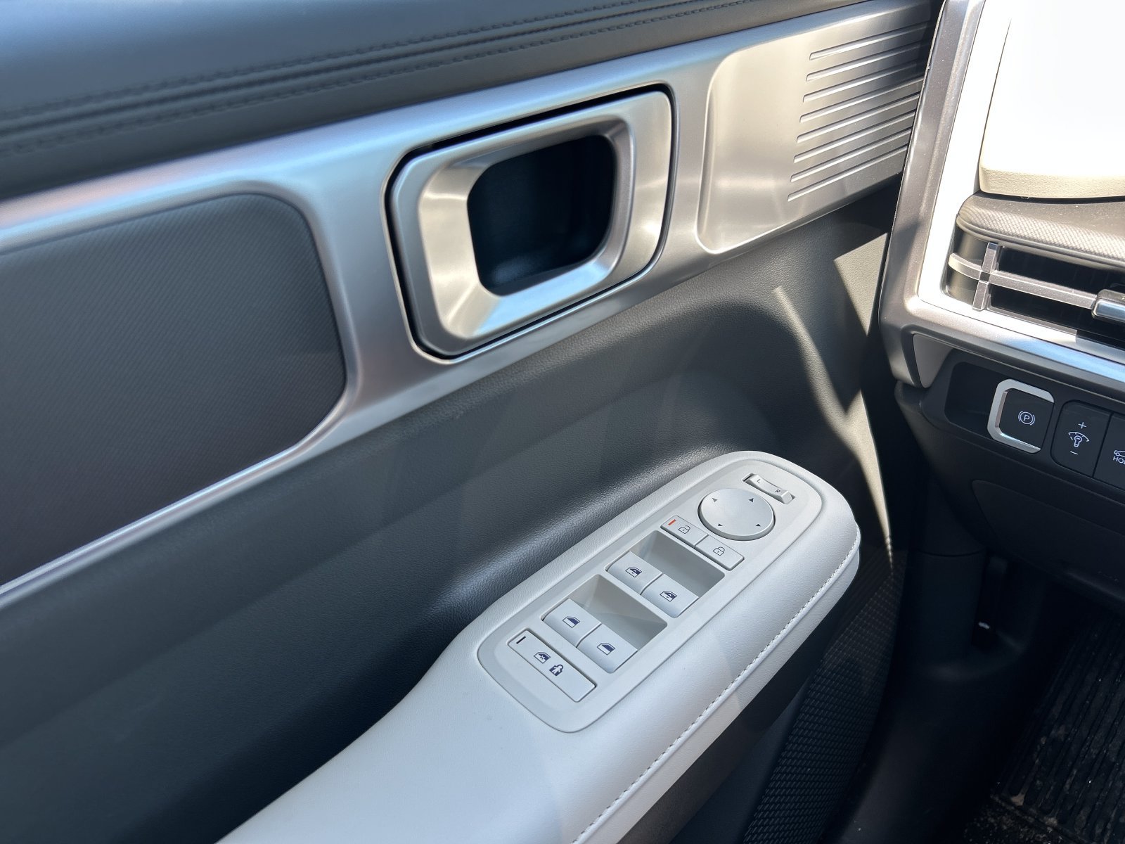 New 2026 Hyundai Santa Fe SEL AWD/4WD image 10