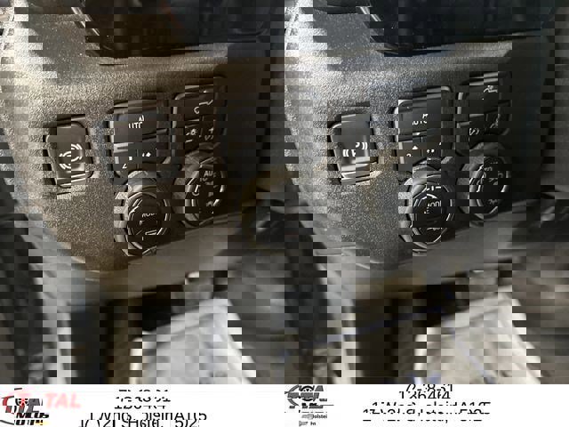 Certified 2025 Chevrolet Silverado 1500 LT AWD/4WD image 13