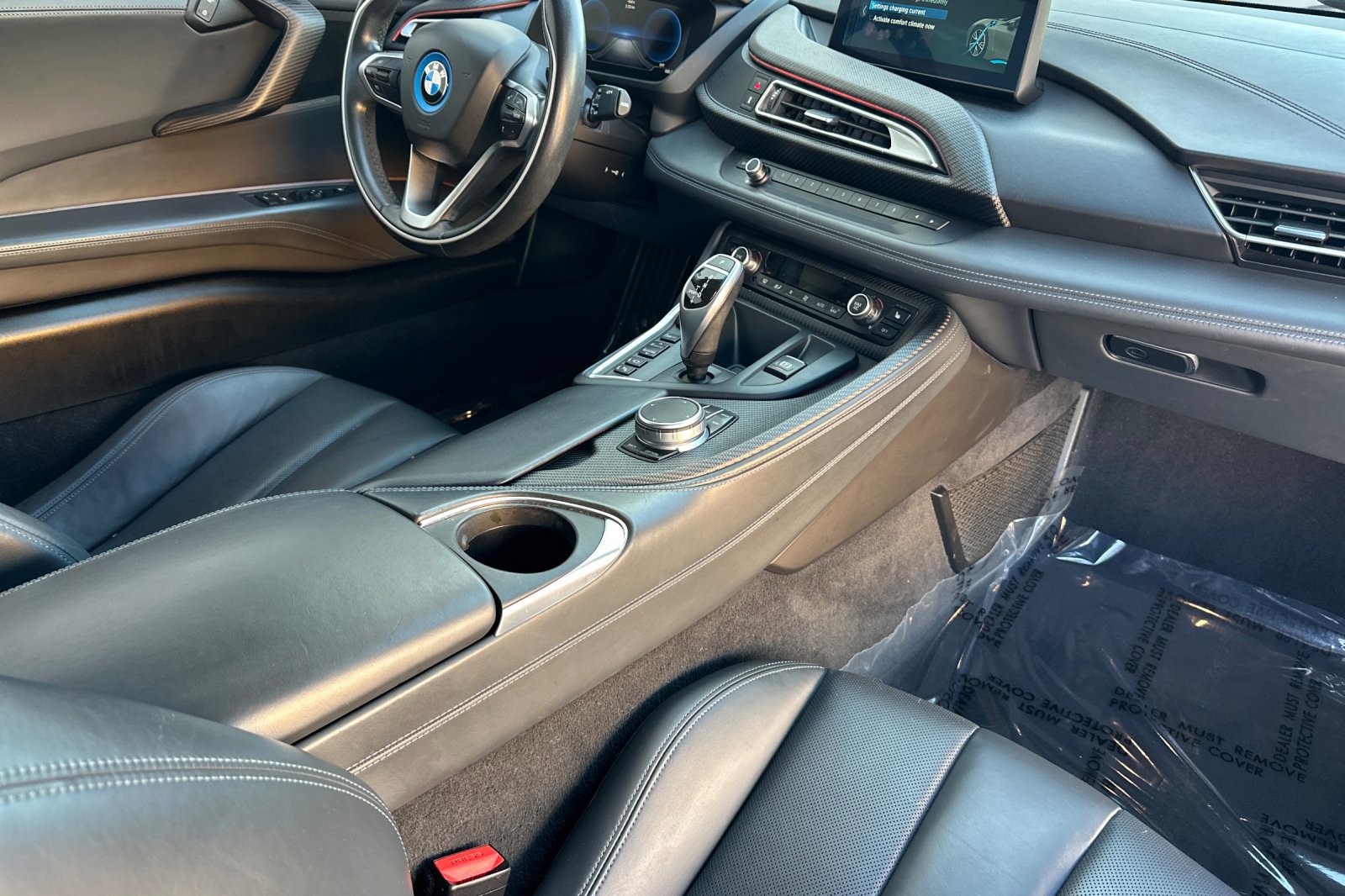 Used 2020 BMW i8 Coupe image 18