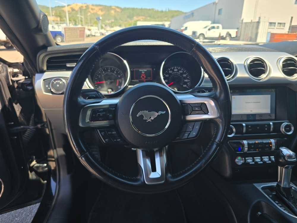Used 2019 Ford Mustang Premium RWD image 11