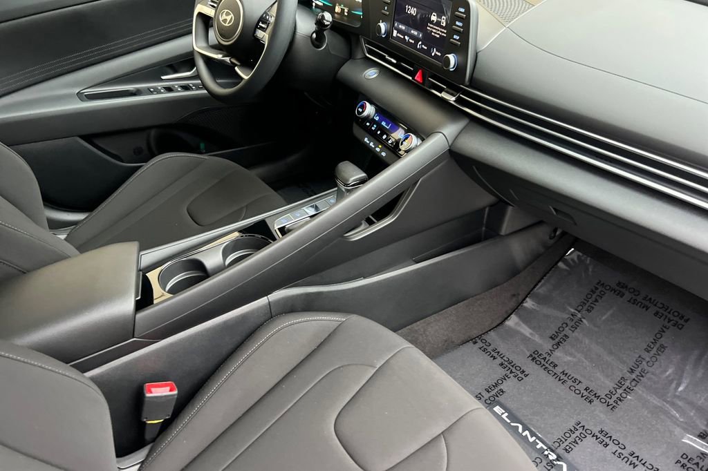 New 2026 Hyundai Elantra Blue w/ Cargo Package image 13