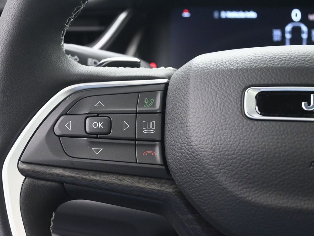 New 2025 Jeep Grand Cherokee L Limited w/ Luxury Tech Group II image 23