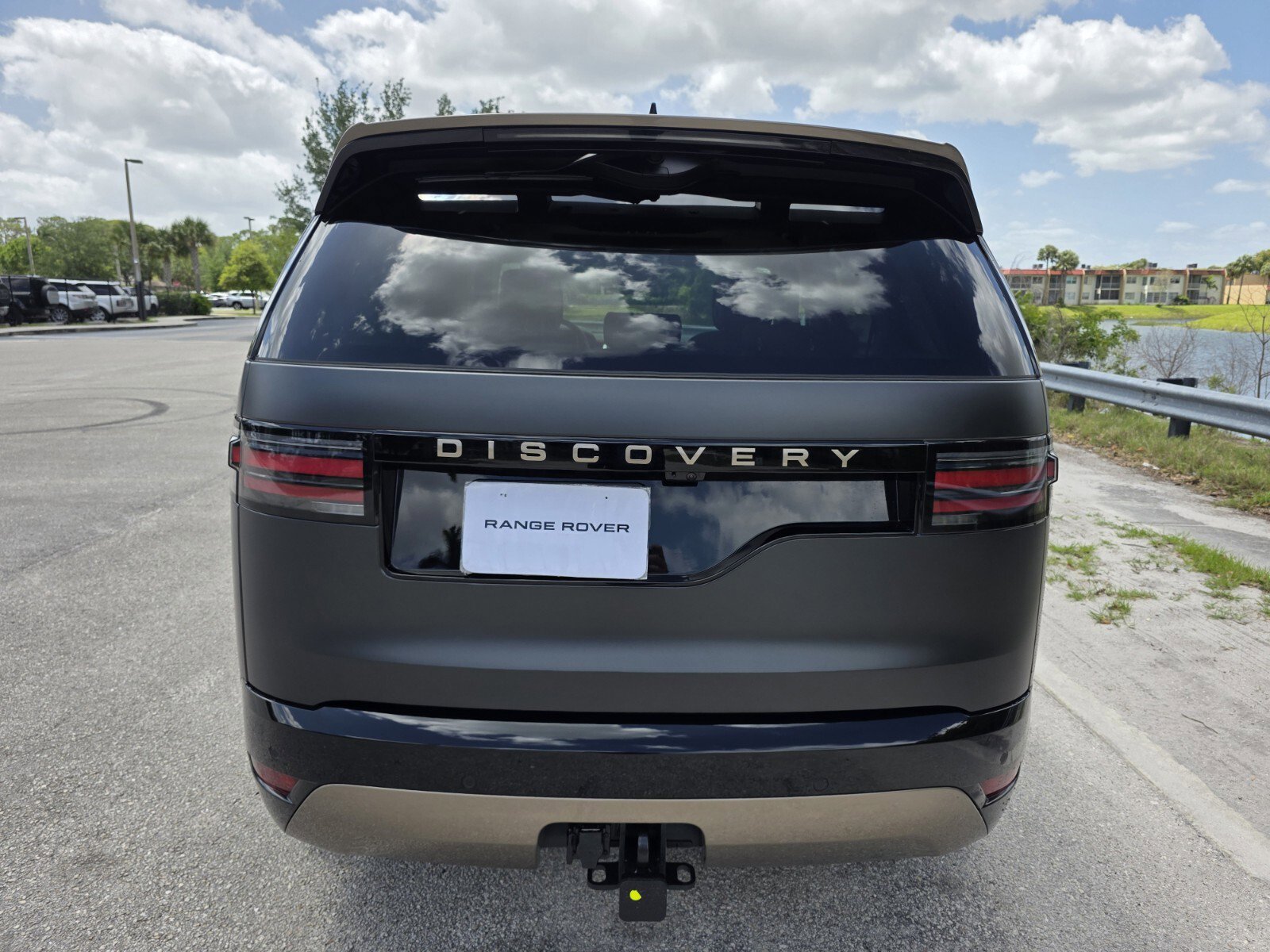 New 2026 Land Rover Discovery Limited Edition AWD/4WD image 6