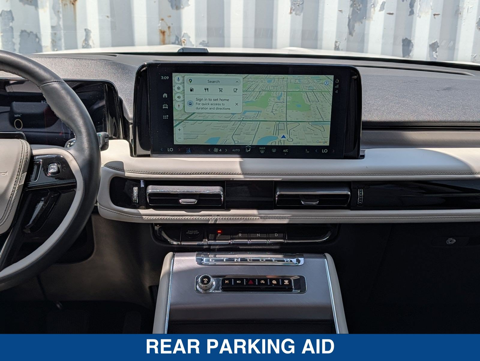 Used 2025 Lincoln Aviator AWD w/ Equipment Group 101A image 21
