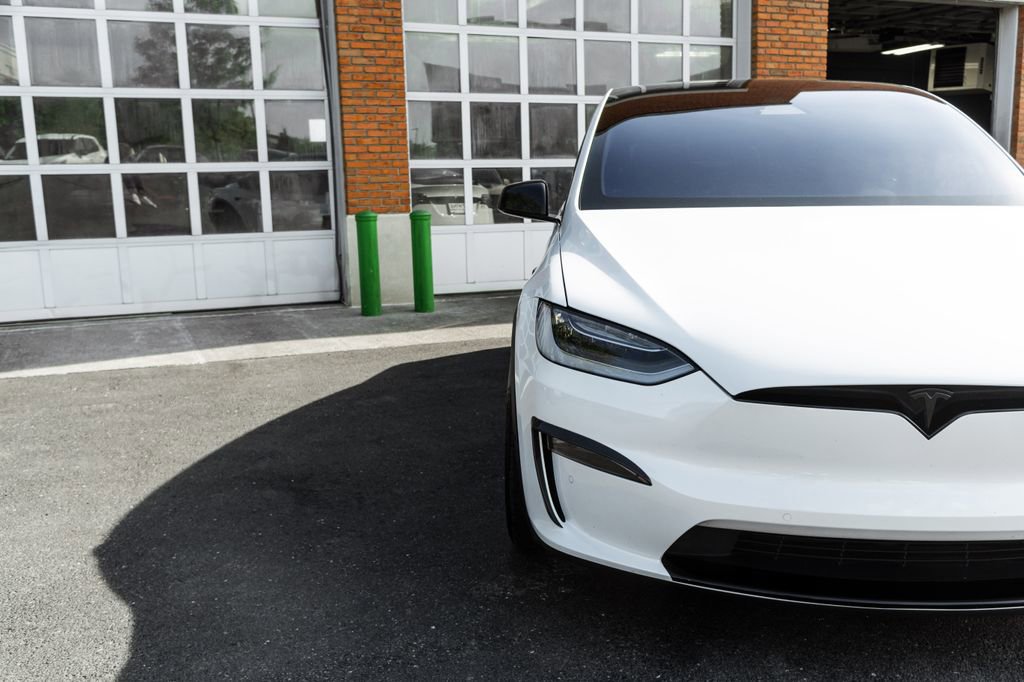 Used 2022 Tesla Model X Plaid AWD/4WD image 38