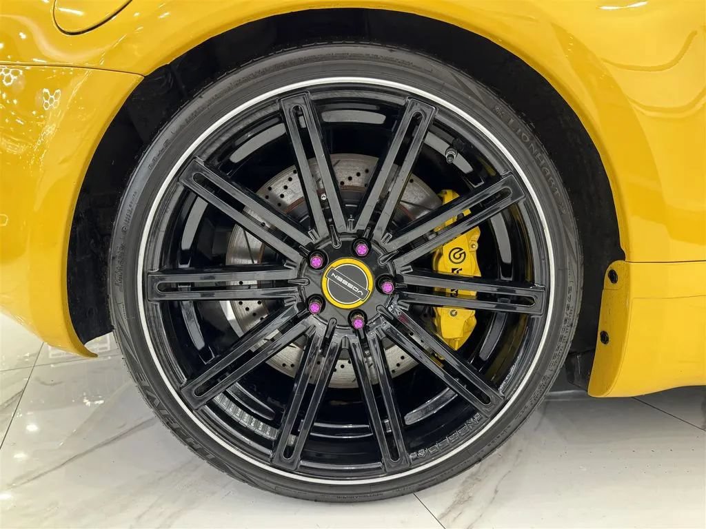 Used 2005 Nissan 350Z Touring RWD image 11