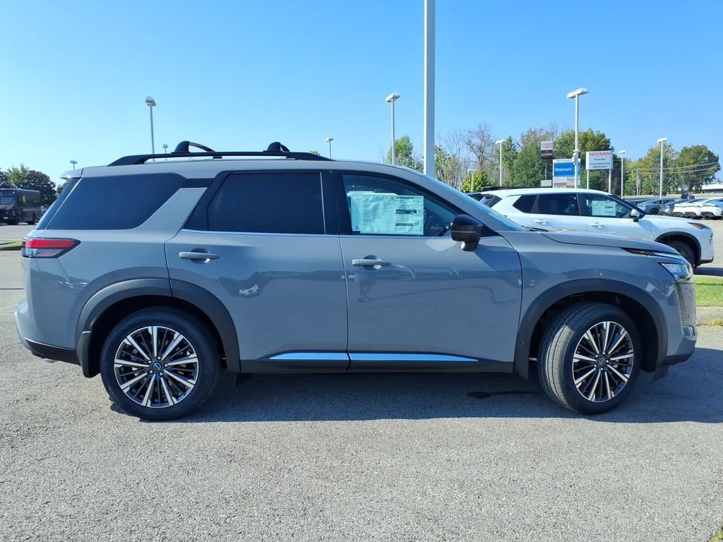 New 2026 Nissan Pathfinder Platinum AWD/4WD image 2