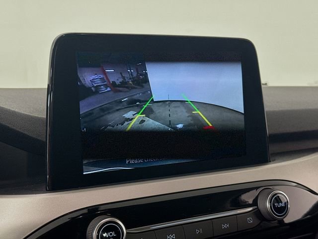 Certified 2022 Ford Escape SE w/ SE Sport Appearance Package image 13