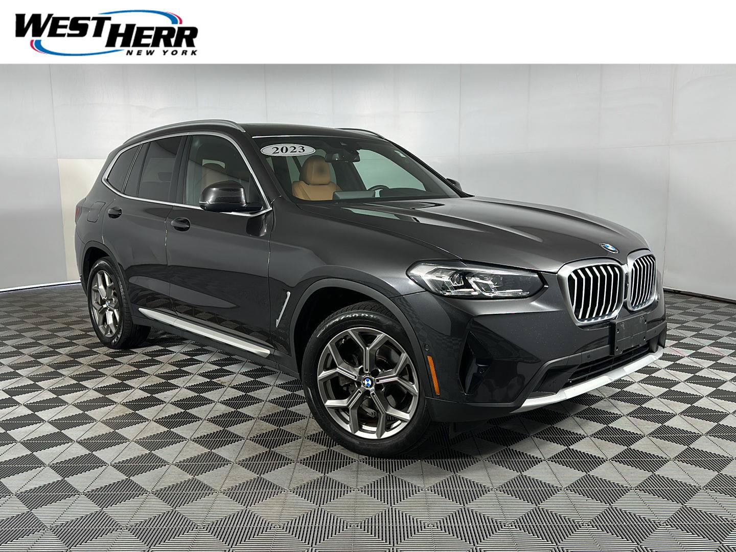 Used 2023 BMW X3 xDrive30i w/ Premium Package AWD/4WD image 1