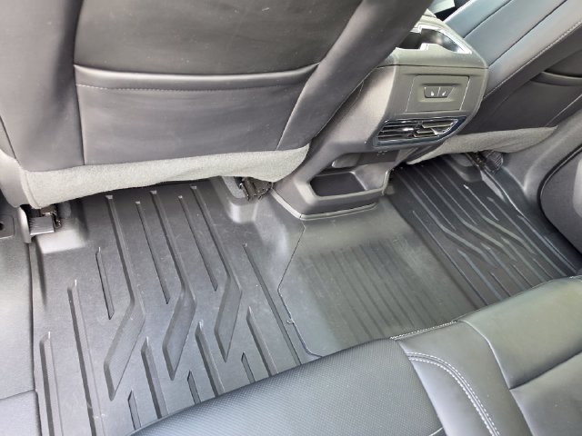 Used 2024 GMC Sierra EV Denali AWD/4WD image 42