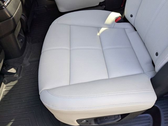 Used 2024 Kia Telluride SX w/ Towing Package image 32