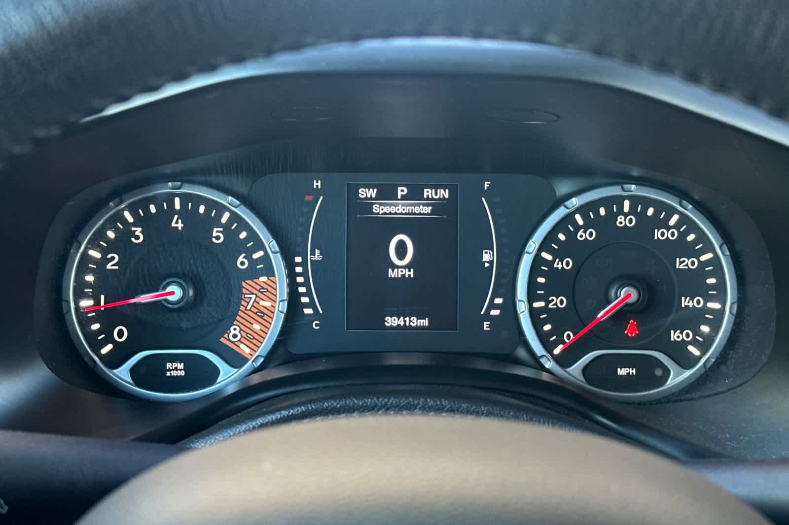 Used 2020 Jeep Renegade Altitude FWD image 28