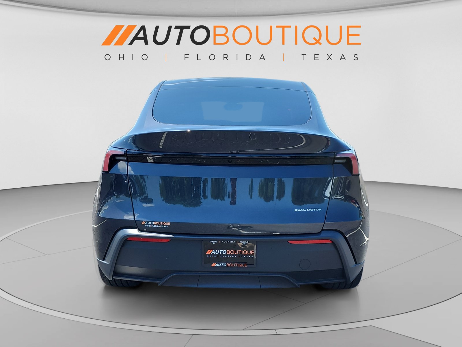 Used 2026 Tesla Model Y Long Range AWD/4WD image 4