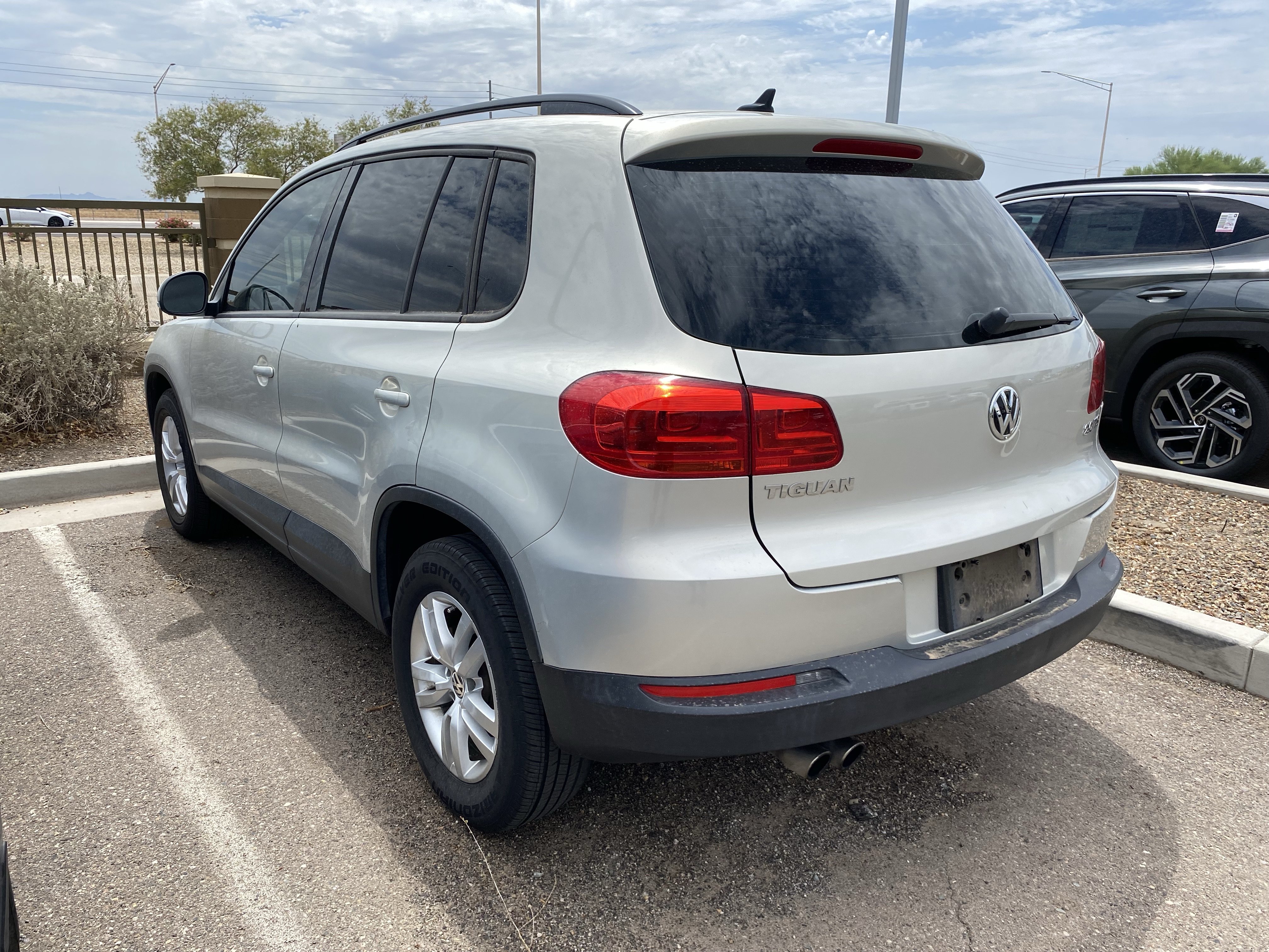 Used 2015 Volkswagen Tiguan S FWD image 4