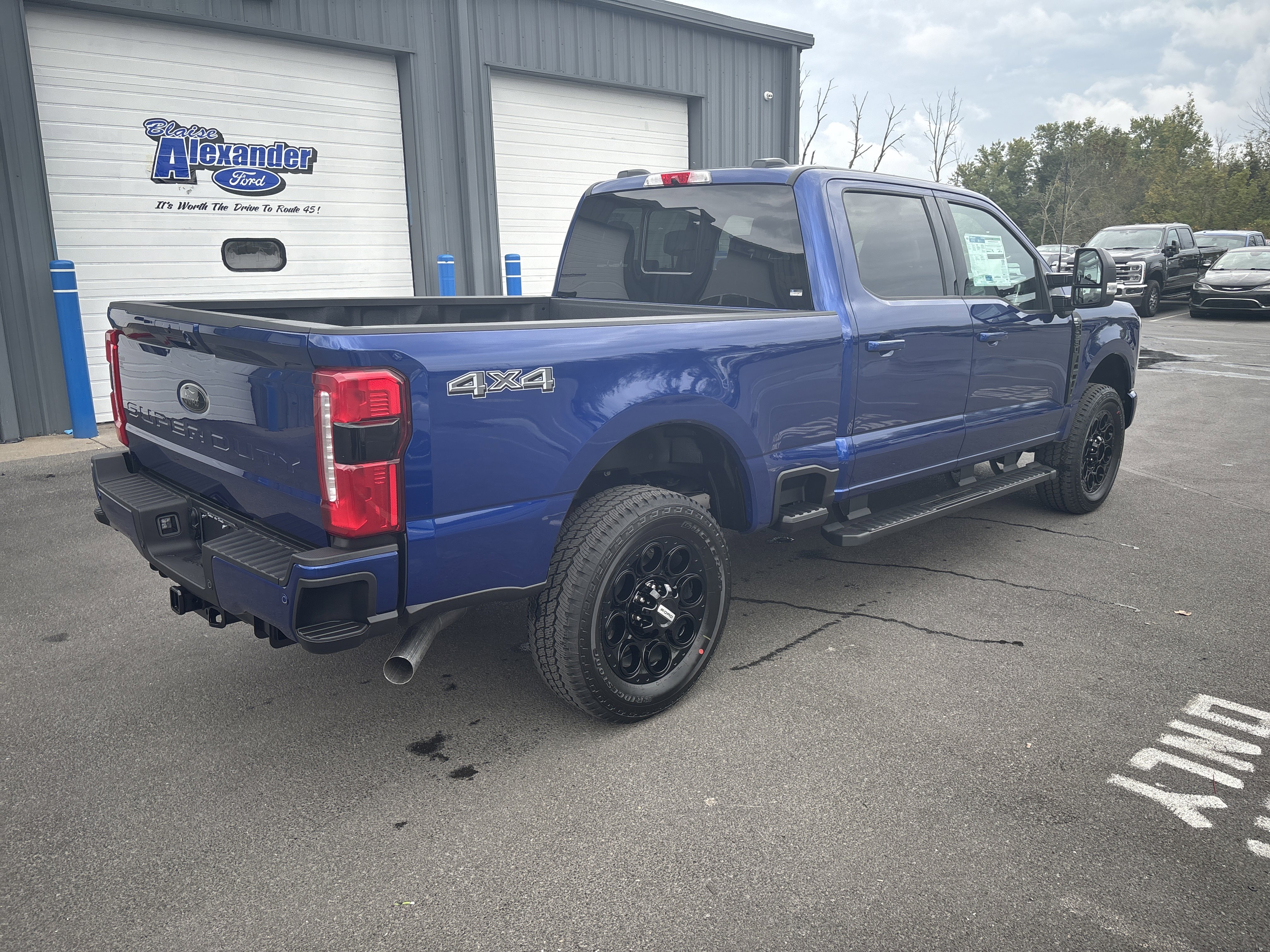 New 2026 Ford F250 4x4 Crew Cab Super Duty image 3