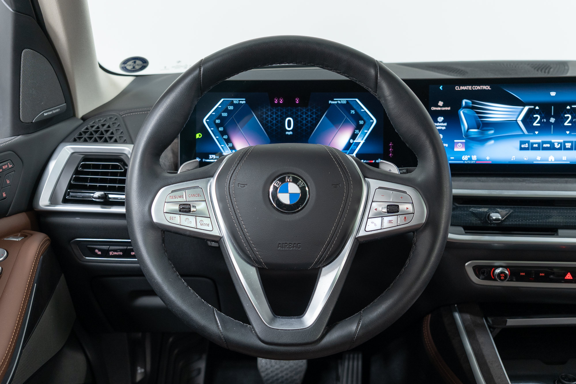 Used 2024 BMW X7 xDrive40i w/ Executive Package AWD/4WD image 17