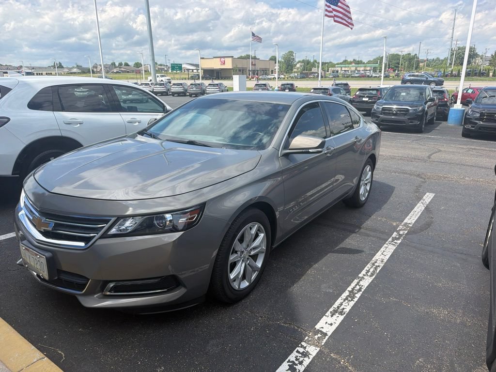 Used 2018 Chevrolet Impala LT FWD image 13