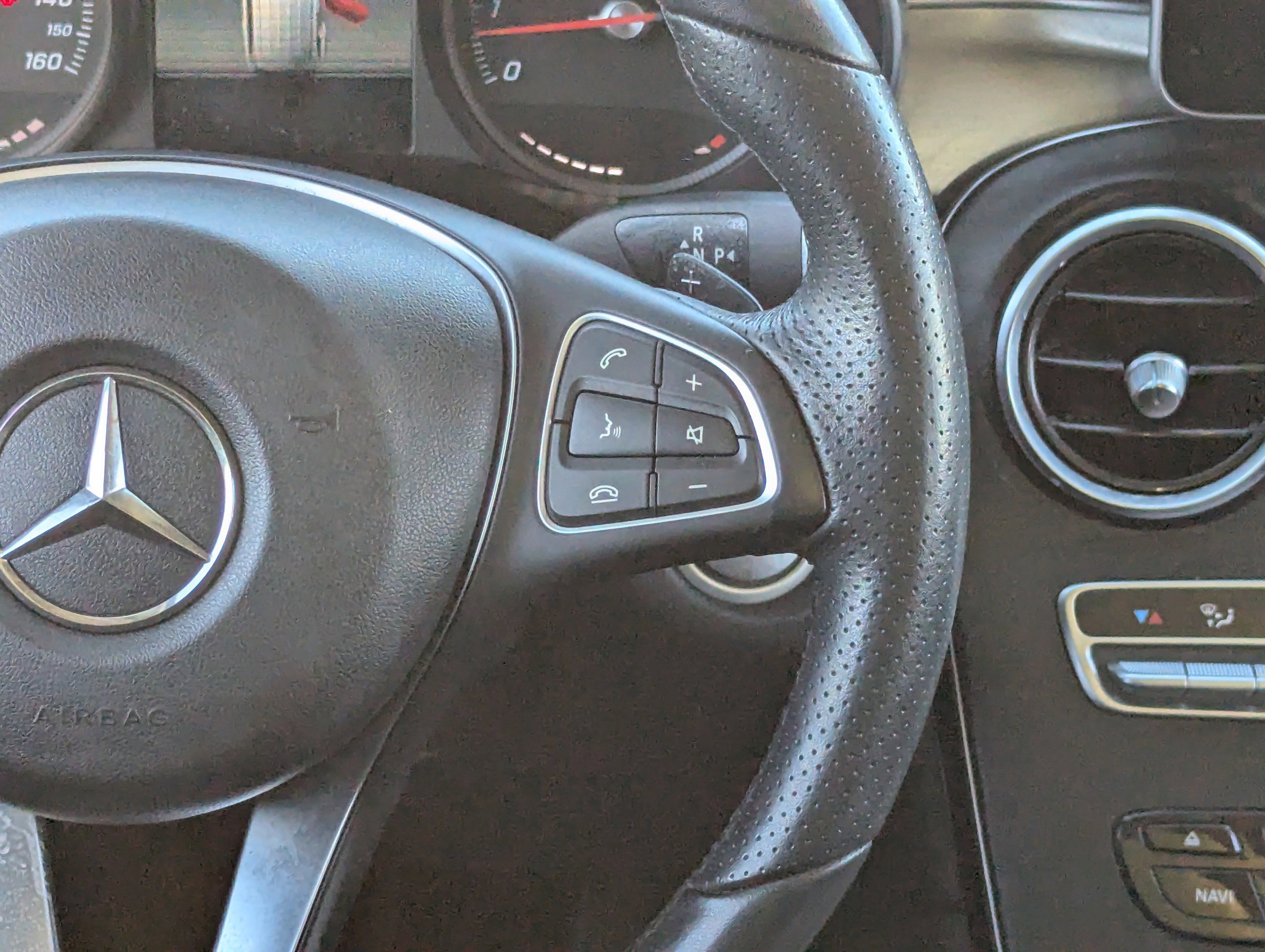 Used 2019 Mercedes-Benz GLC 300 GLC 300 image 18