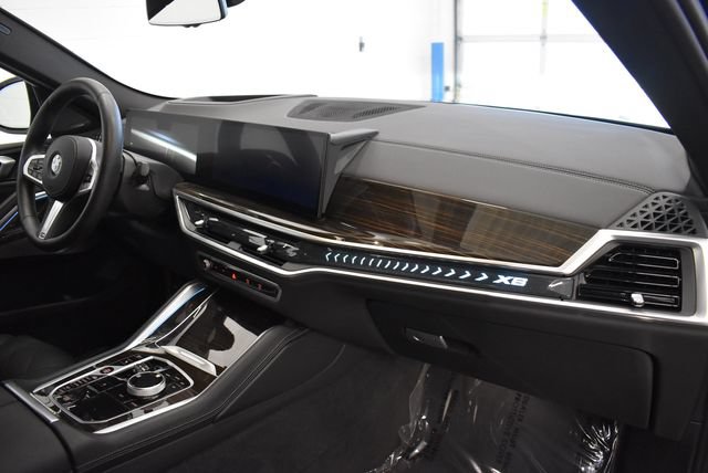 Used 2024 BMW X6 xDrive40i w/ Executive Package AWD/4WD image 18